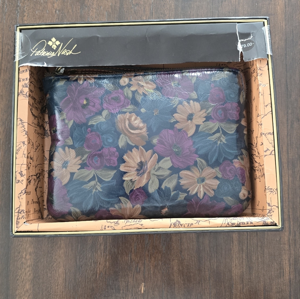 Patricia Nash Wristlet